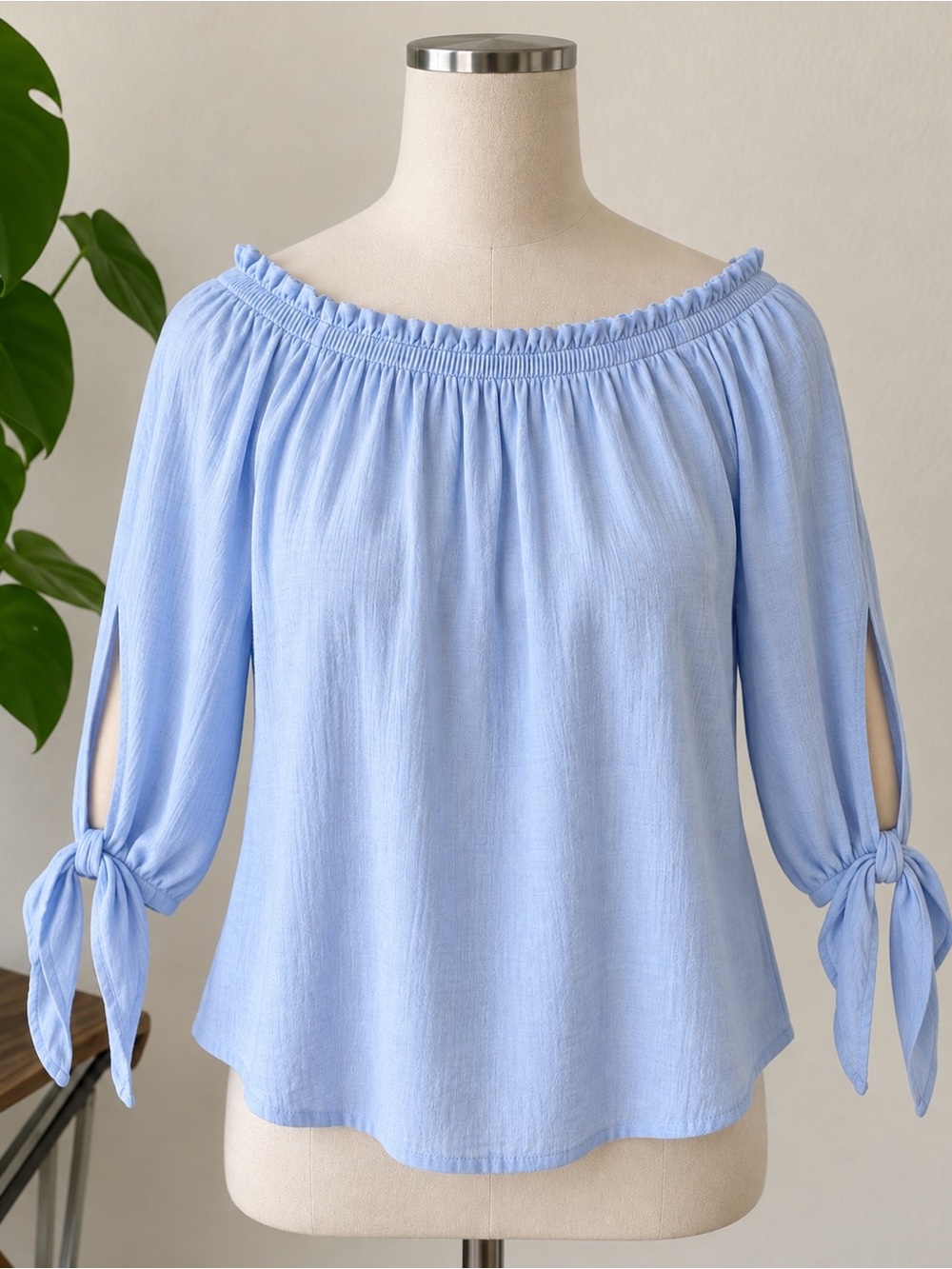 NWT Rare Bershka Sky Blue Top - XS 🦋3/4 Sleeve, On/Off Shoulder